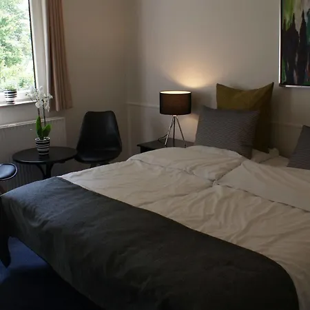 ホテル Bredehus Bredsten
